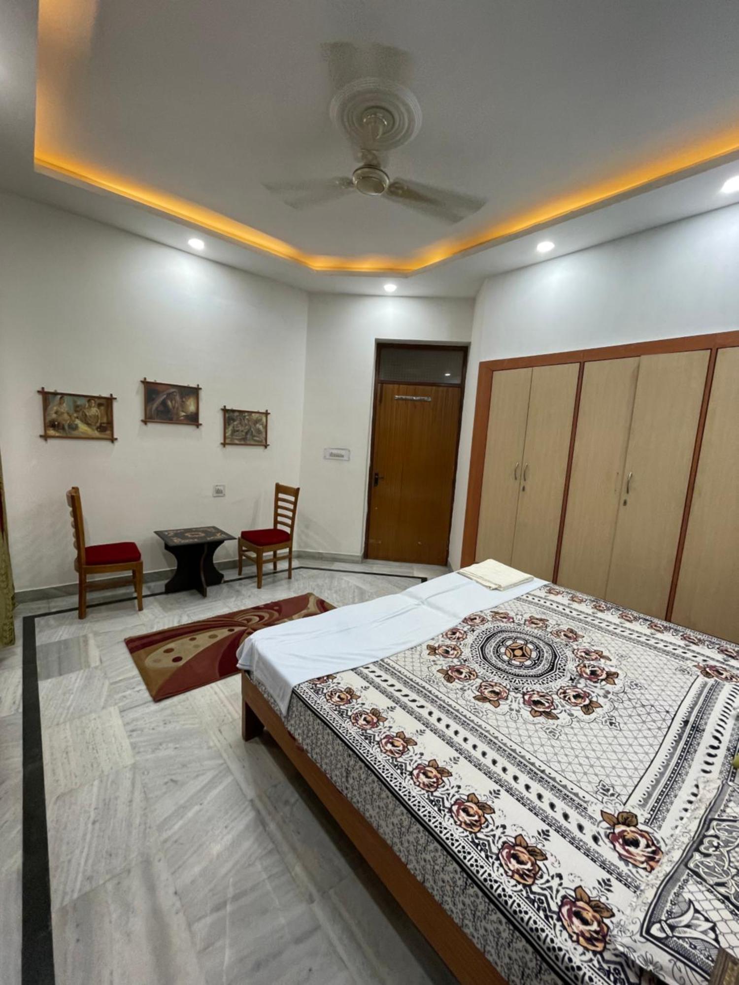 N.Homestay Agra  Ngoại thất bức ảnh