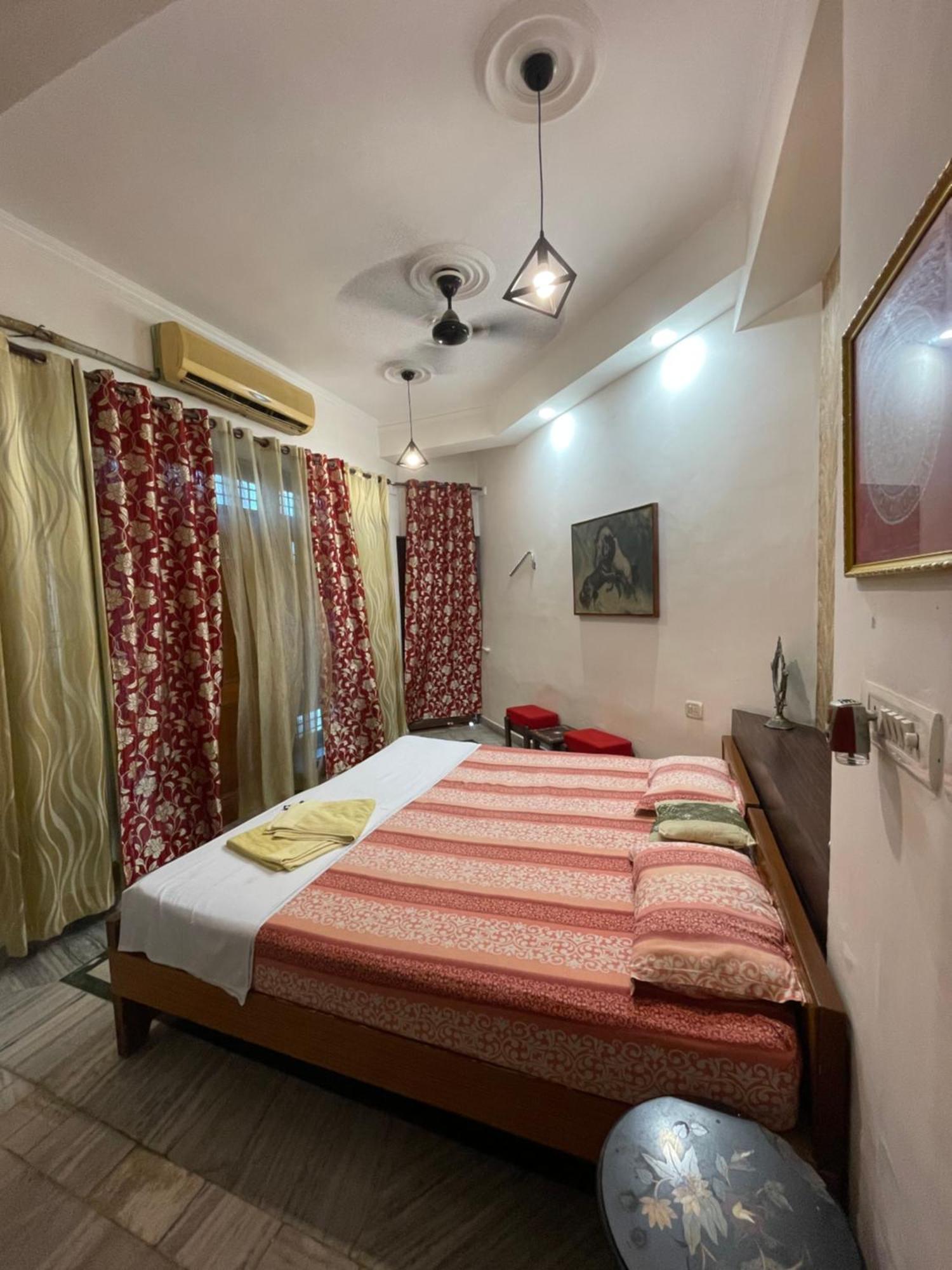 N.Homestay Agra  Ngoại thất bức ảnh