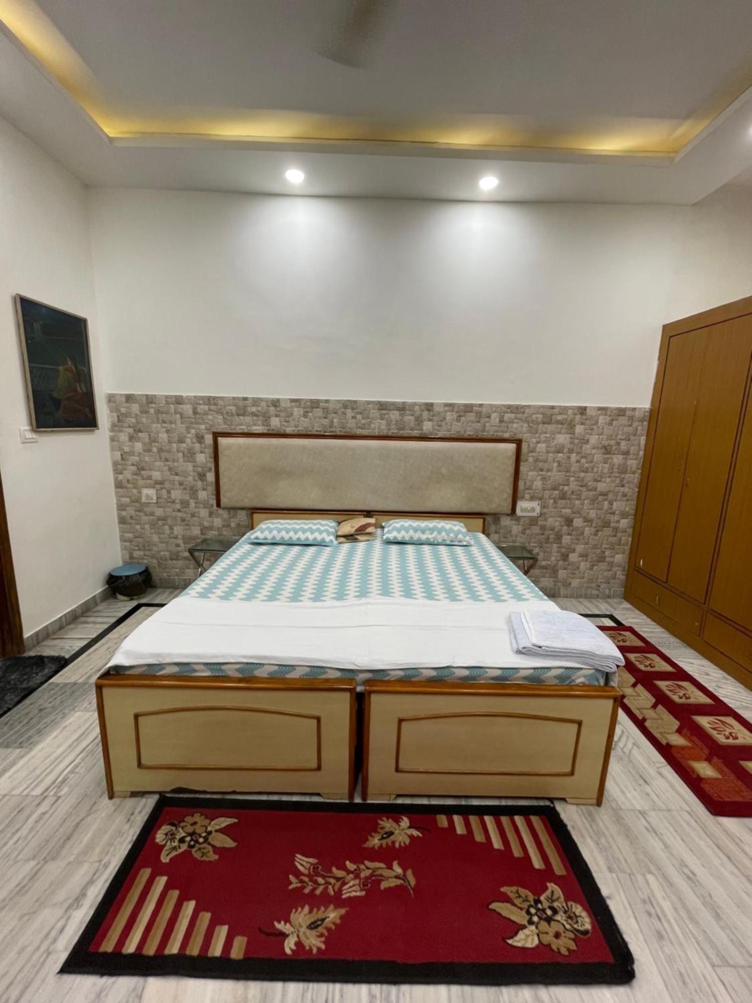 N.Homestay Agra  Ngoại thất bức ảnh