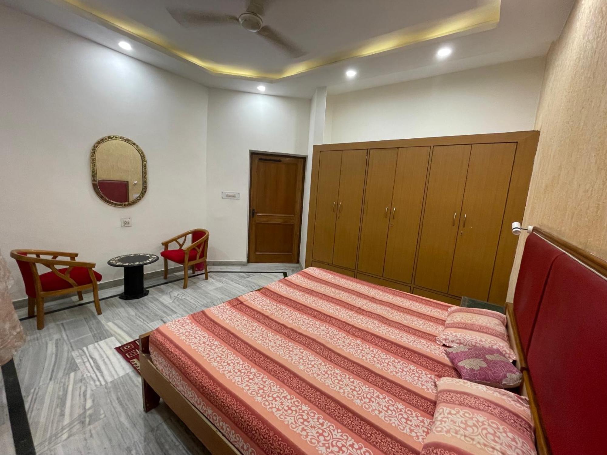 N.Homestay Agra  Ngoại thất bức ảnh